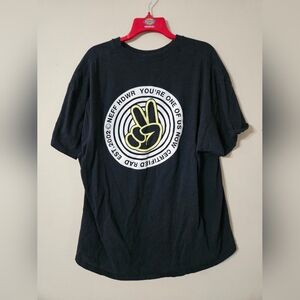 NEFF Peace Graphic Tshirt XXL